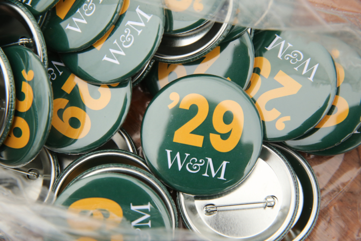 A pile of green buttons say "'29 W&M."