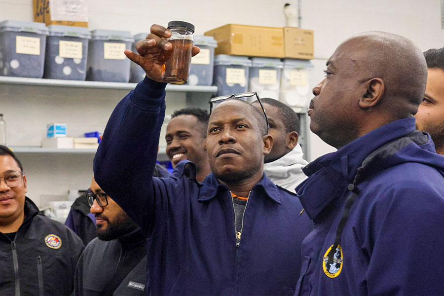 International maritime officers connect with science at W&M’s Batten School & VIMS