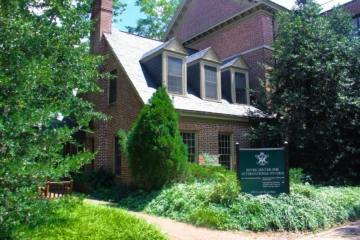 The Reves Center for International Studies